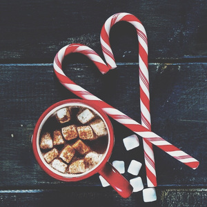 沙滩12人群体交视频
